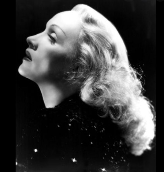 Marlene Dietrich, Chansonsängerin - Foto: honorarfrei
