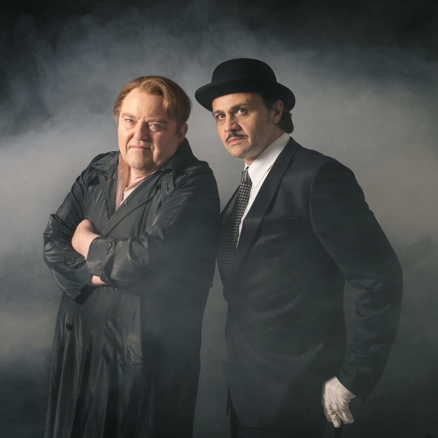 Die Dreigroschenoper von Bertolt Brecht - Musik Kurt Weill v.l.n.r.: Gustav Peter Wöhler, Michael Rotschopf Foto: Kerstin Schomburg