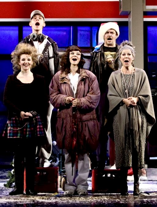 Nacht Tankstelle Ensemble © Oliver Fantitsch