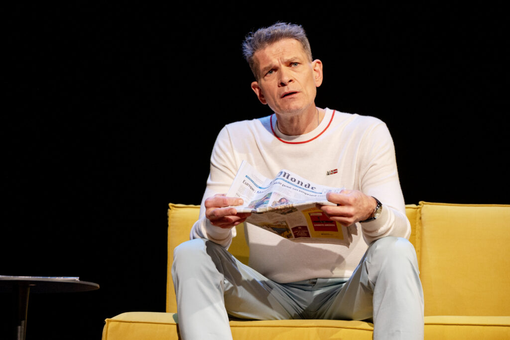 Geheimnisse von Sébastien Blanc - Mit: Sebastian Bezzel, Götz Otto Götz Otto - Foto: Kerstin Schomburg