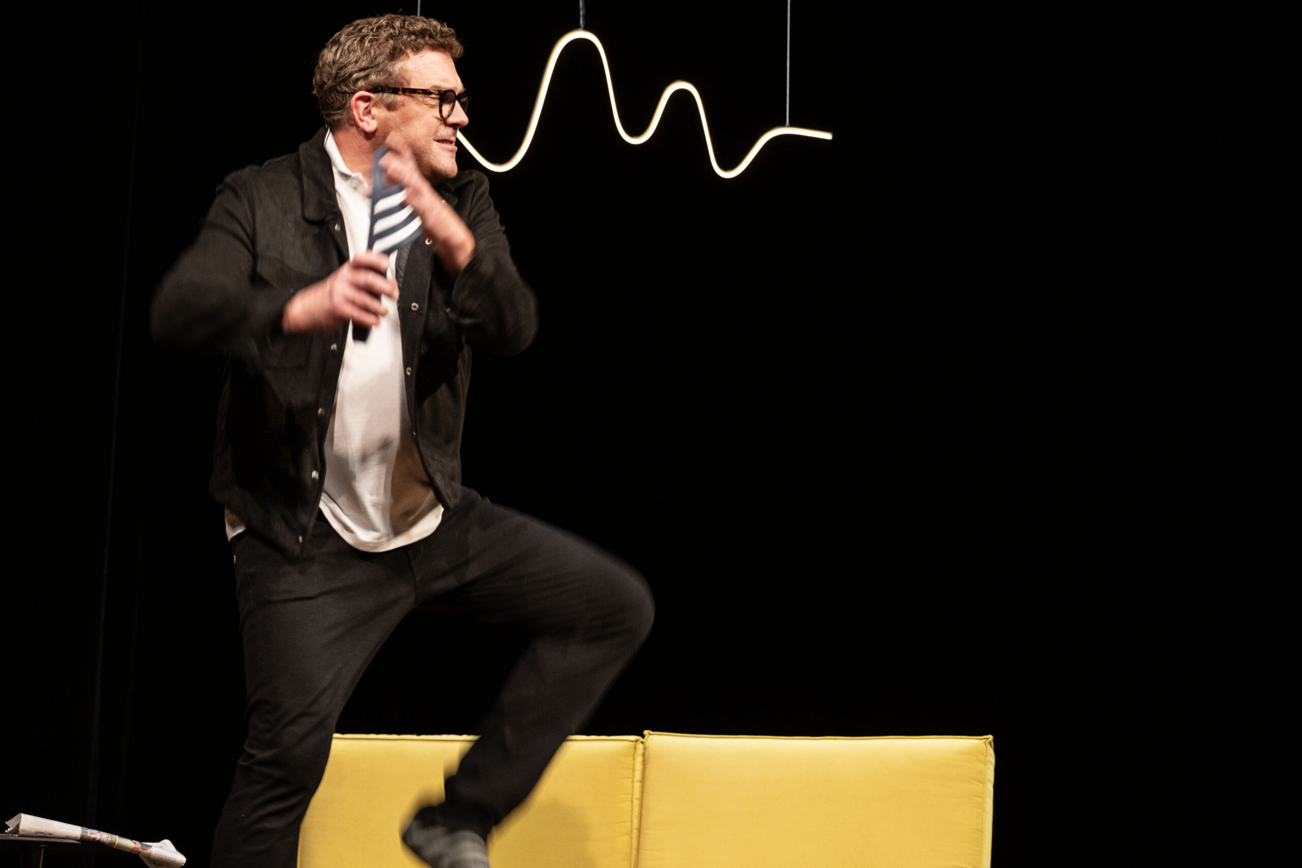 Geheimnisse von Sébastien Blanc - Mit: Sebastian Bezzel, Götz Otto Sebastian Bezzel - Foto: Kerstin Schomburg