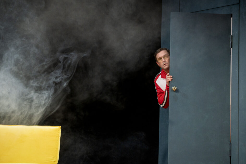 Geheimnisse von Sébastien Blanc - Mit: Sebastian Bezzel, Götz Otto Sebastian Bezzel - Foto: Kerstin Schomburg