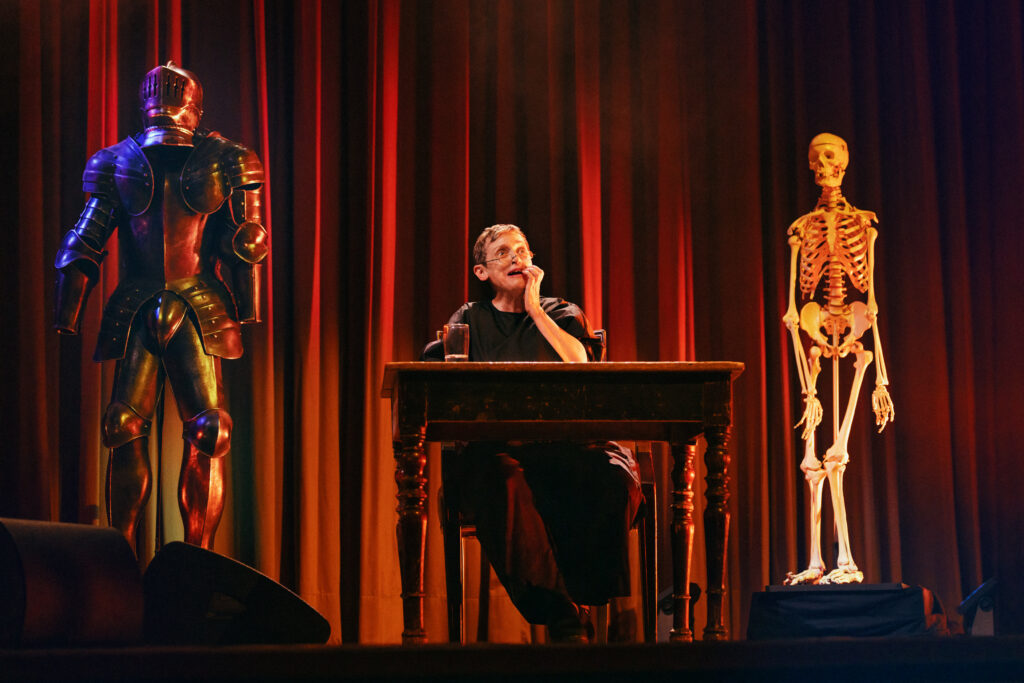 Katharina Thalbach - Schatten über dem Nichts - Foto: Franziska Strauss