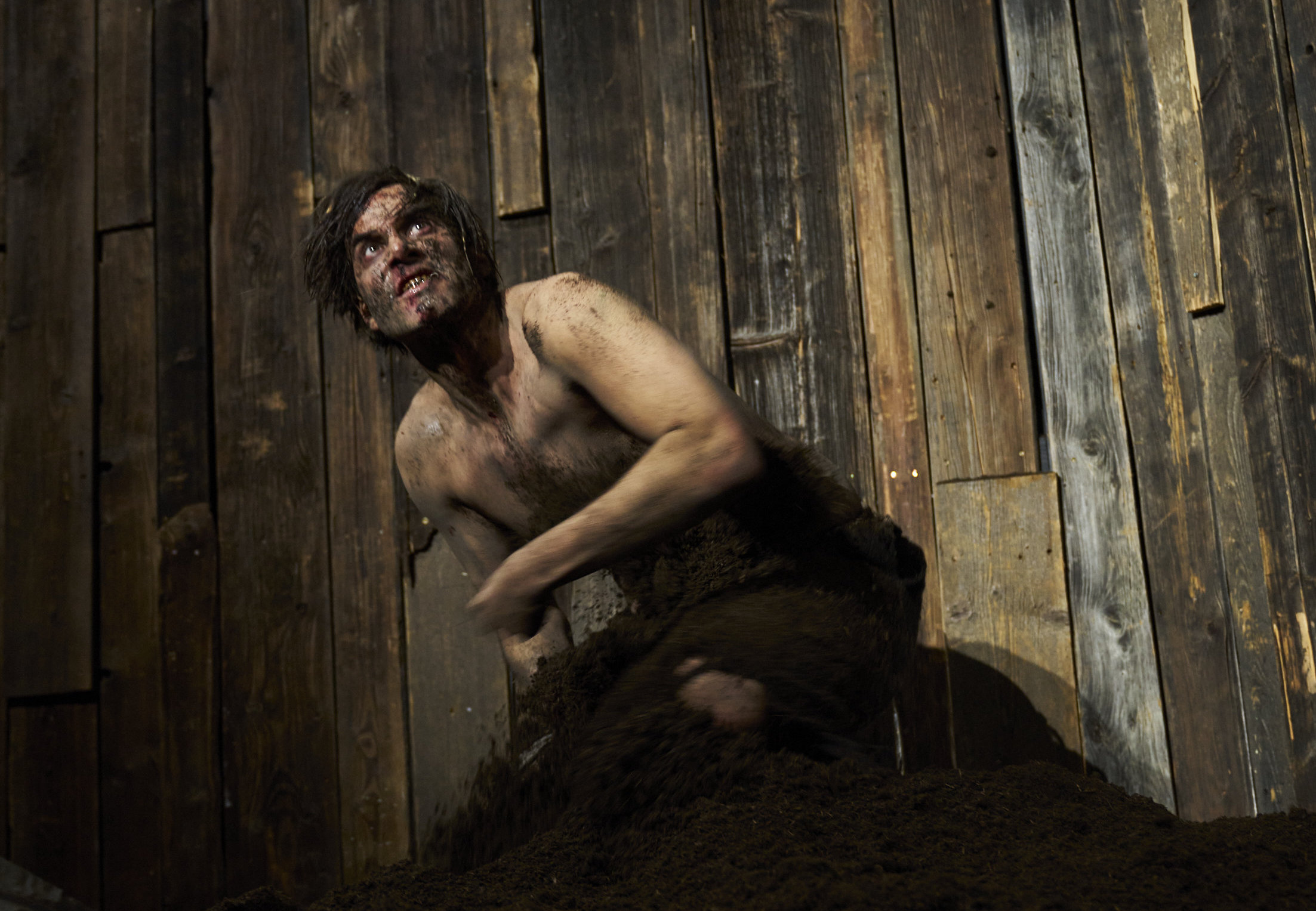 Der Bau Max Simonischek Foto: Tommy Hetzel